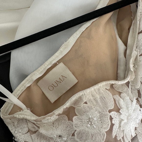 OUMA Mattea Mini Short Wedding Dress - Picture 9 of 9